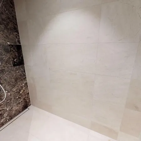 White Pearl 1.05 تيميندورفير ستراند